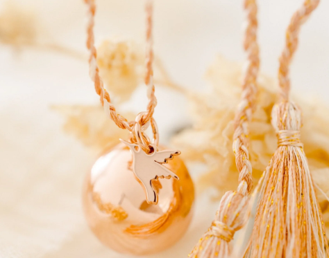 Bola de grossesse Colibri or avec cordon de soie