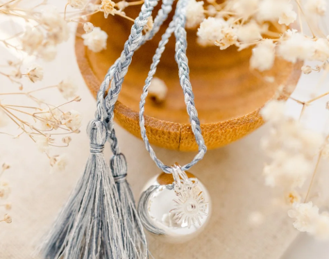 Bola de grossesse Soleil Argent avec cordon de soie