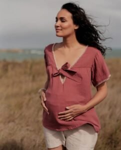 Blouse et chemise d'allaitement Soraya Prune